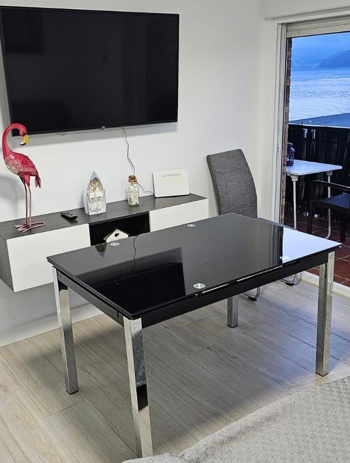 Apartamento En Primera Linea De Playa ซาโลเบรญา ภายนอก รูปภาพ
